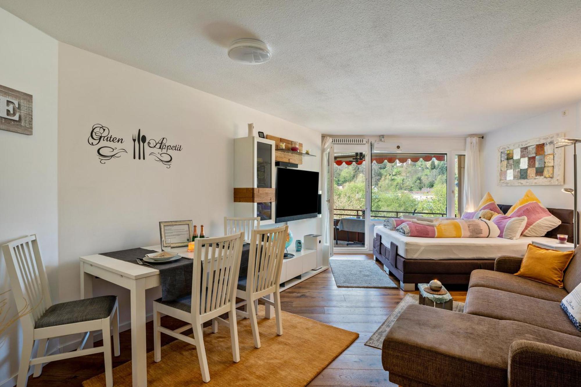 Appartement Zentrale Mit Balkon *
