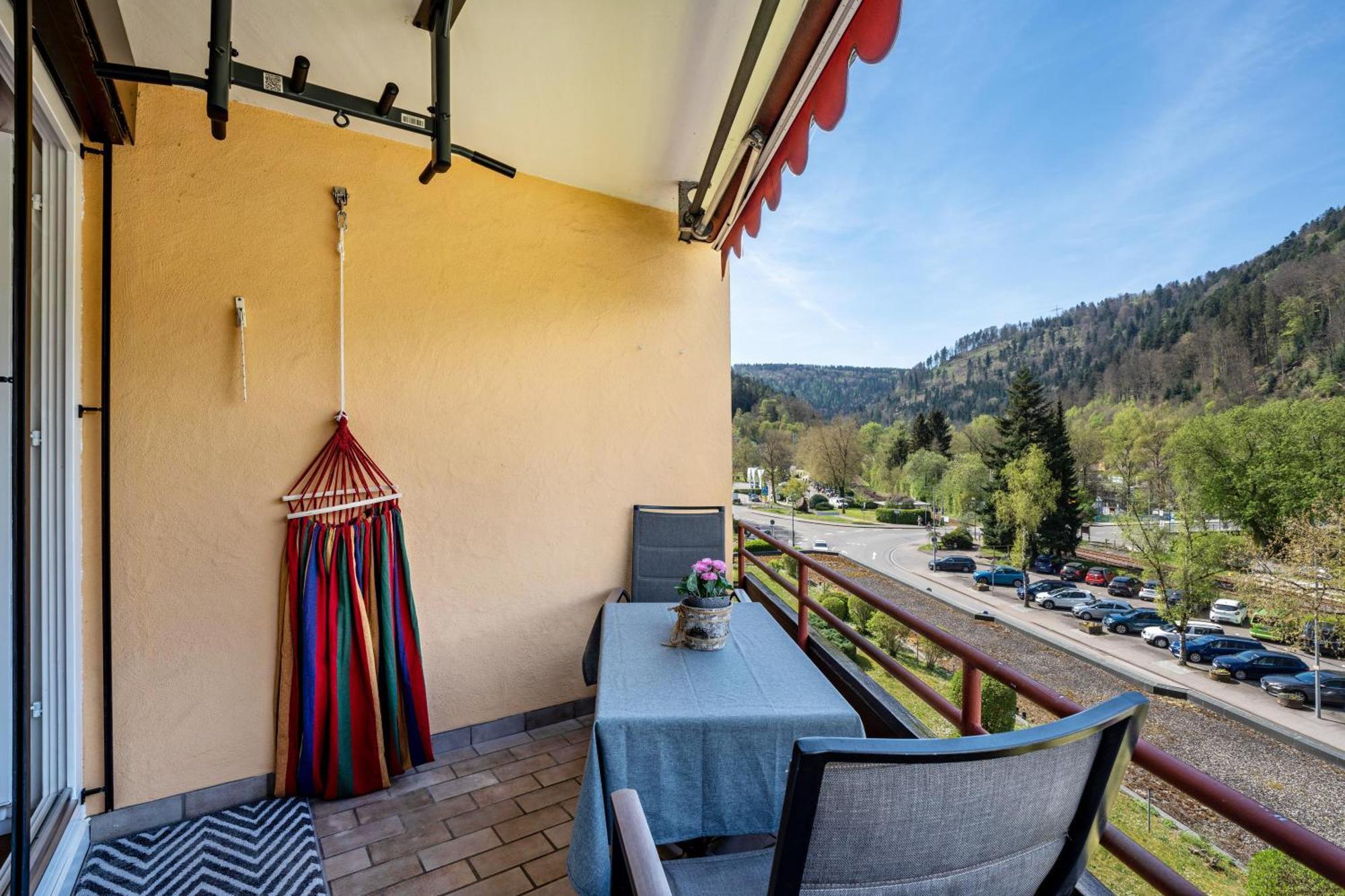 Appartement Zentrale Mit Balkon